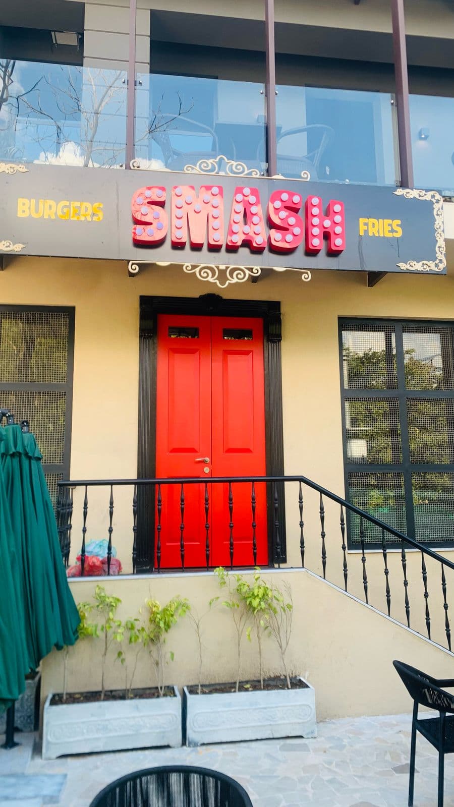 store image